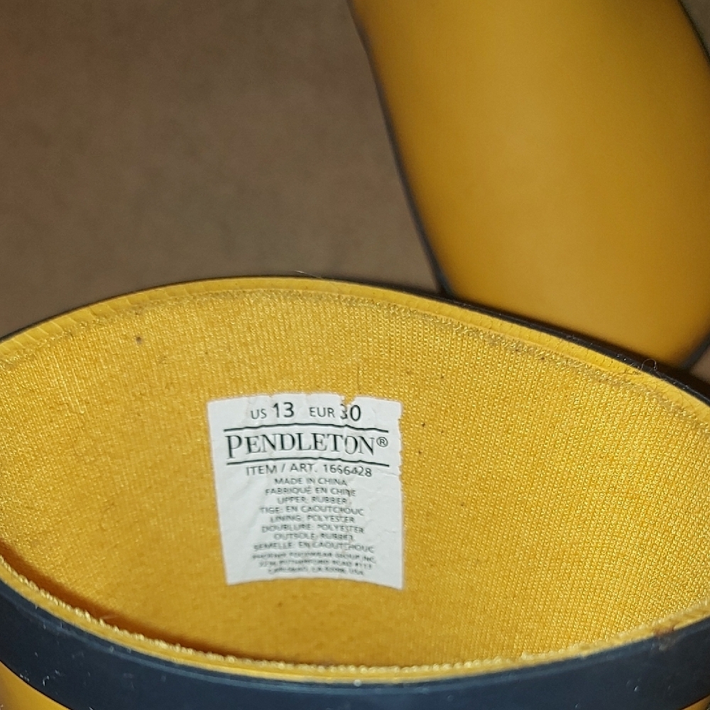 Pendleton Girls Rainboots - Picture 4 of 4